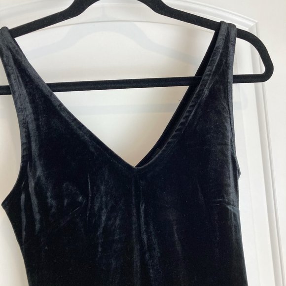 [FOREVER21] NWT Velvet V-neck Sleeveless Bodycon Mini Black Dress Size L - Picture 2 of 6